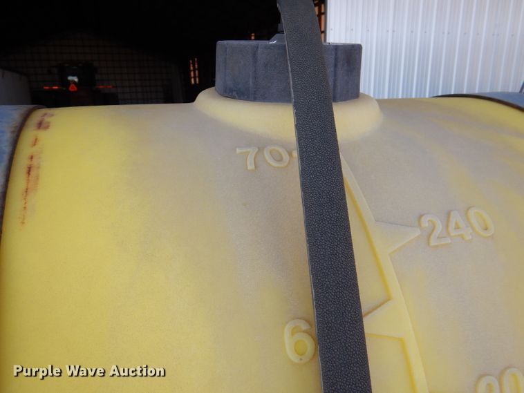 image for item DL4743 John Deere 7000  planter