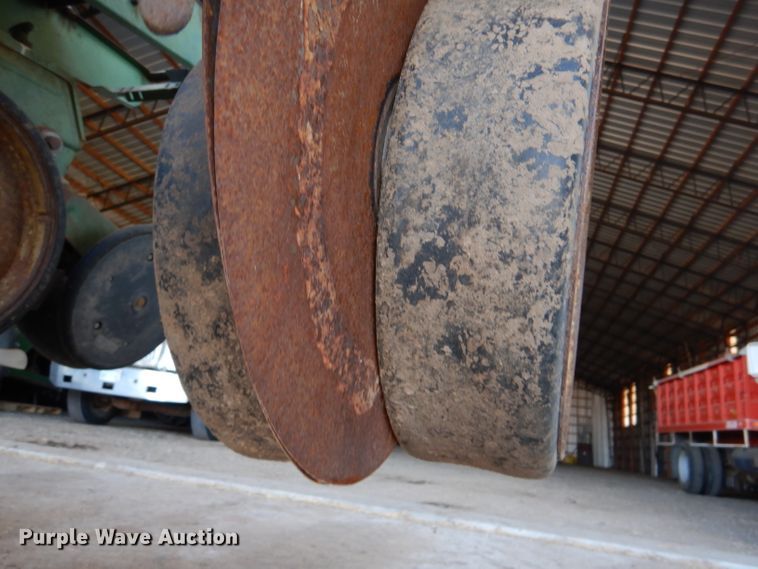 image for item DL4743 John Deere 7000  planter