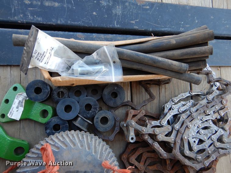 image for item DL4743 John Deere 7000  planter