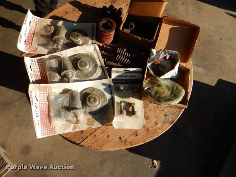 image for item DL4747 Case 1660/1680 parts