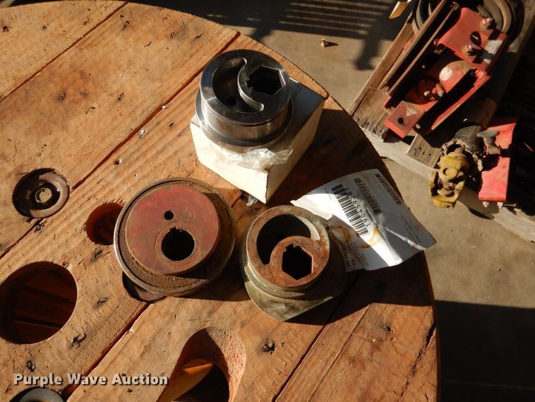 image for item DL4747 Case 1660/1680 parts