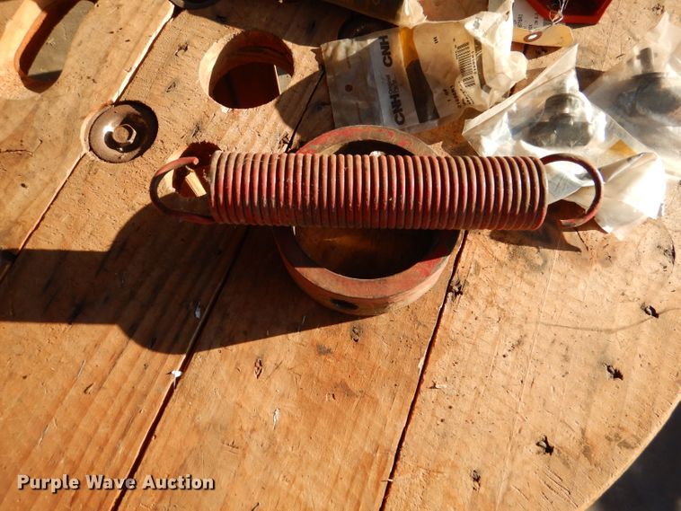 image for item DL4747 Case 1660/1680 parts