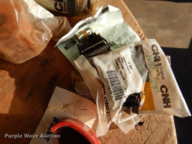 image for item DL4747 Case 1660/1680 parts