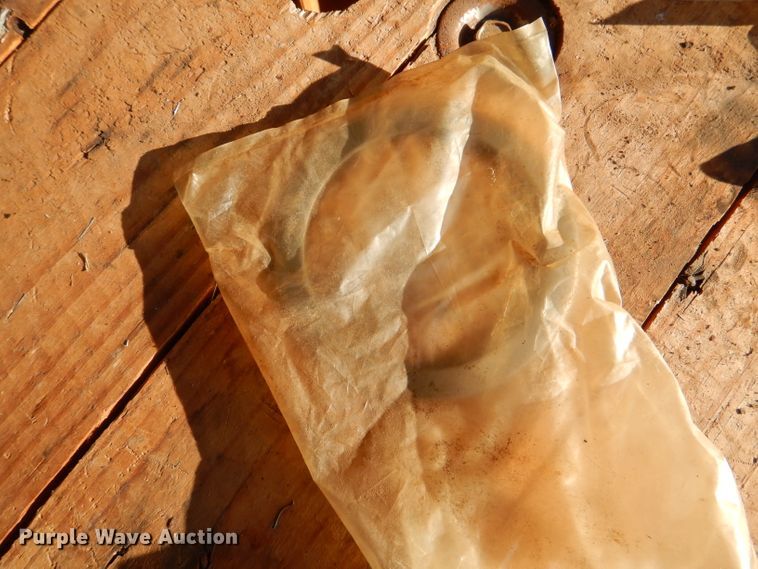 image for item DL4747 Case 1660/1680 parts