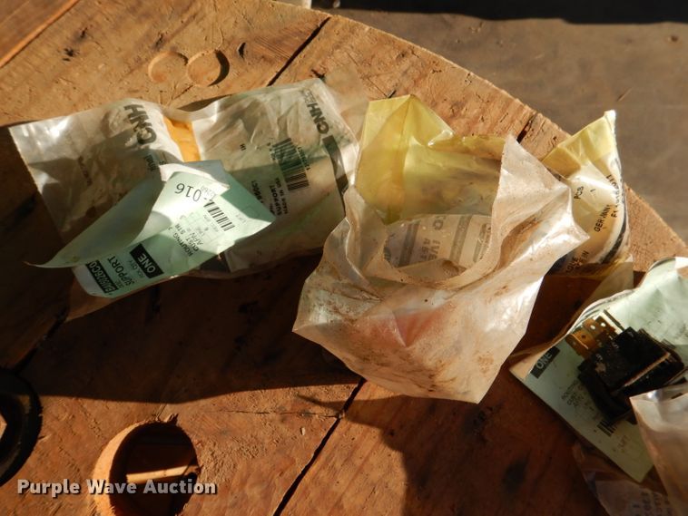 image for item DL4747 Case 1660/1680 parts