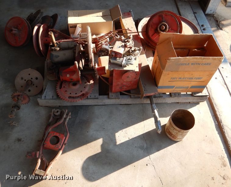 image for item DL4747 Case 1660/1680 parts