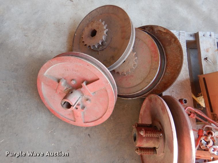 image for item DL4747 Case 1660/1680 parts