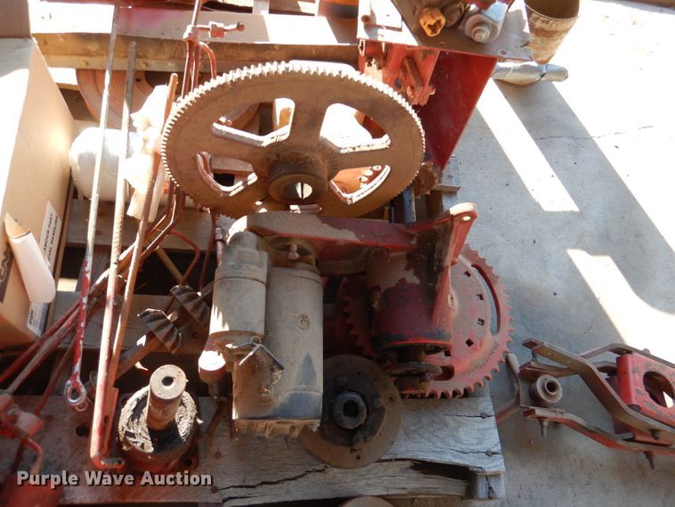 image for item DL4747 Case 1660/1680 parts