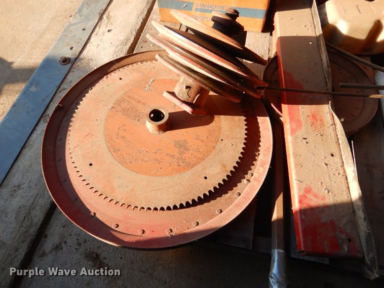 image for item DL4747 Case 1660/1680 parts