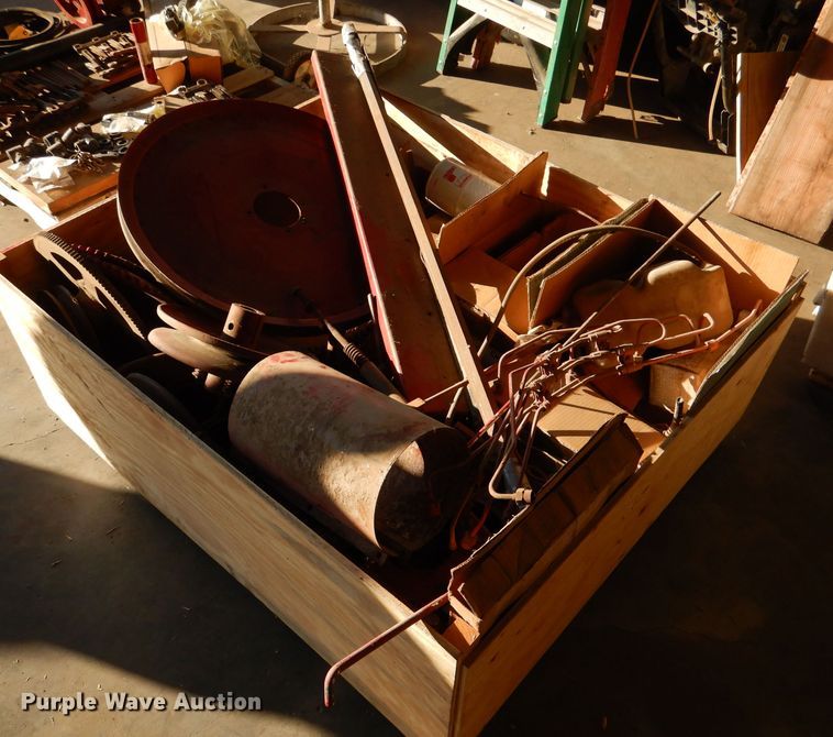 image for item DL4747 Case 1660/1680 parts