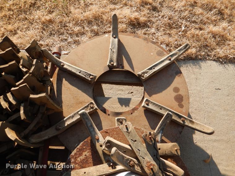 image for item DL4747 Case 1660/1680 parts