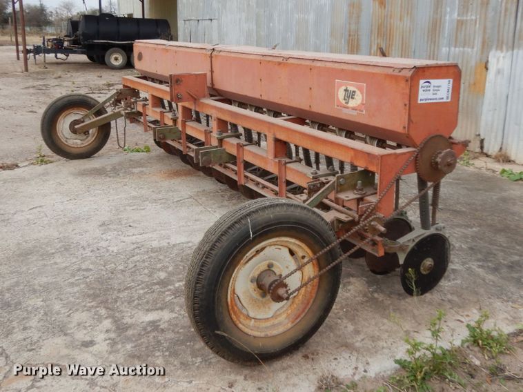 image for item DM2798 Tye  no-till grain drill