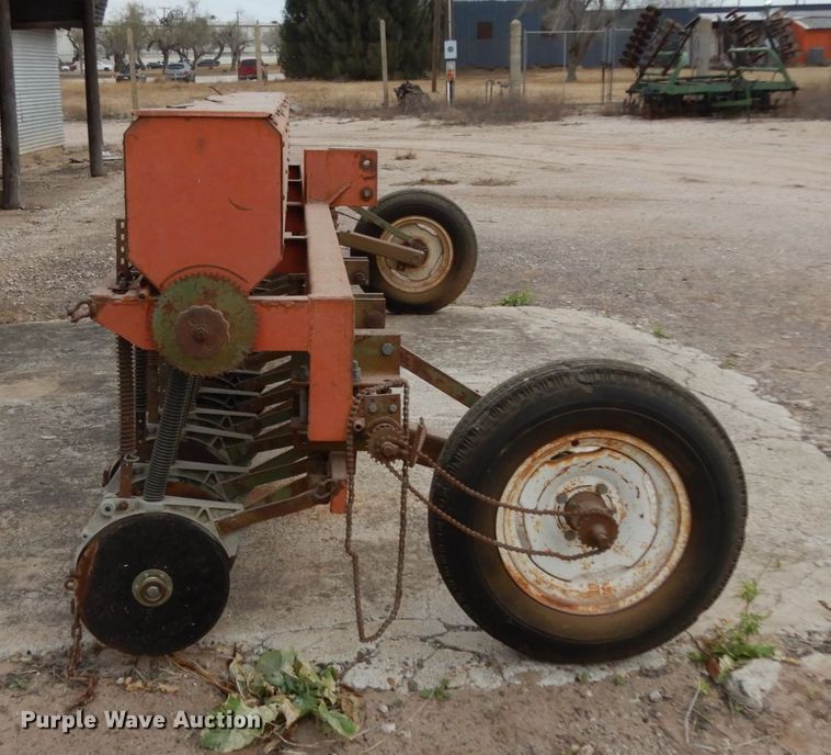 image for item DM2798 Tye  no-till grain drill