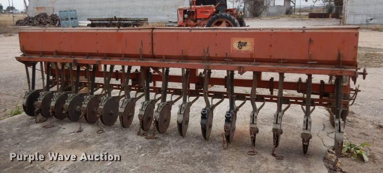 image for item DM2798 Tye  no-till grain drill