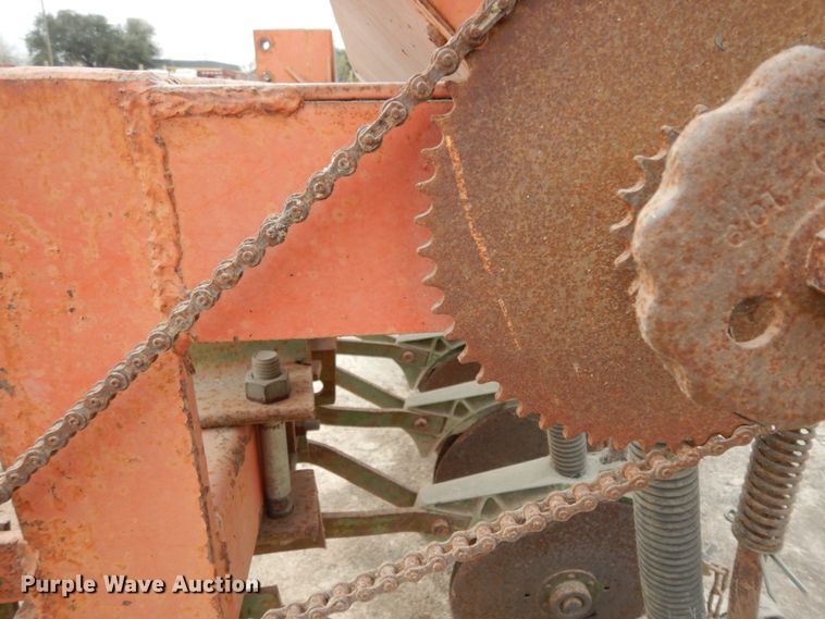 image for item DM2798 Tye  no-till grain drill