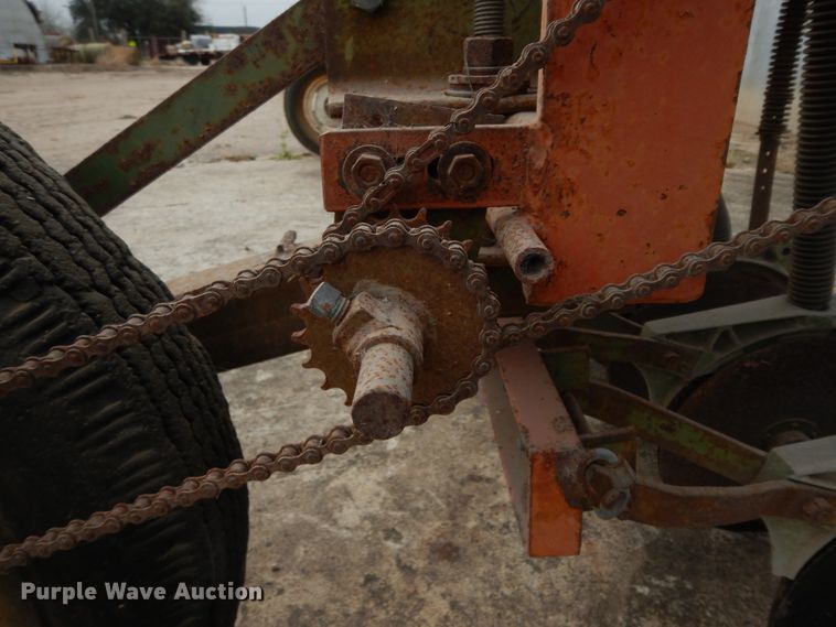 image for item DM2798 Tye  no-till grain drill