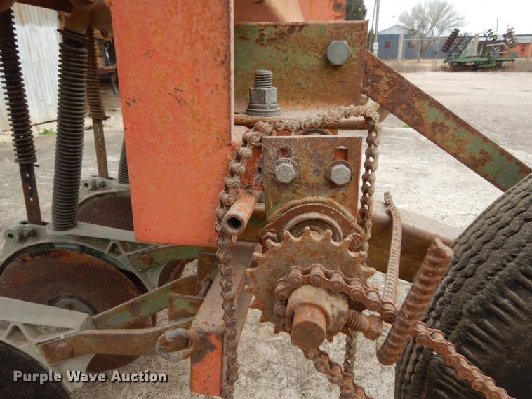 image for item DM2798 Tye  no-till grain drill