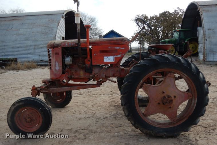 image for item DM2799 1950 J. I. Case VAH  tractor