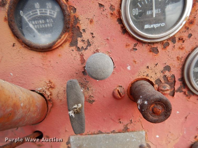 image for item DM2799 1950 J. I. Case VAH  tractor