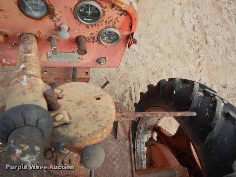 image for item DM2799 1950 J. I. Case VAH  tractor