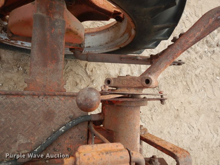 image for item DM2799 1950 J. I. Case VAH  tractor