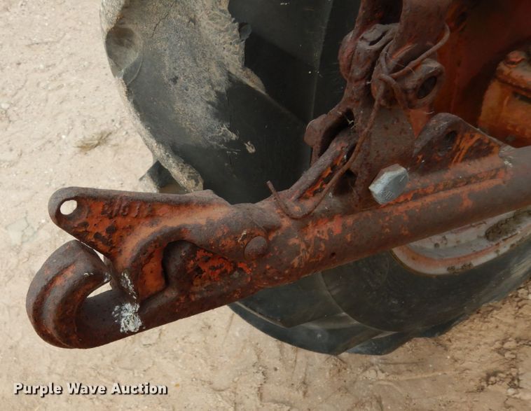 image for item DM2799 1950 J. I. Case VAH  tractor