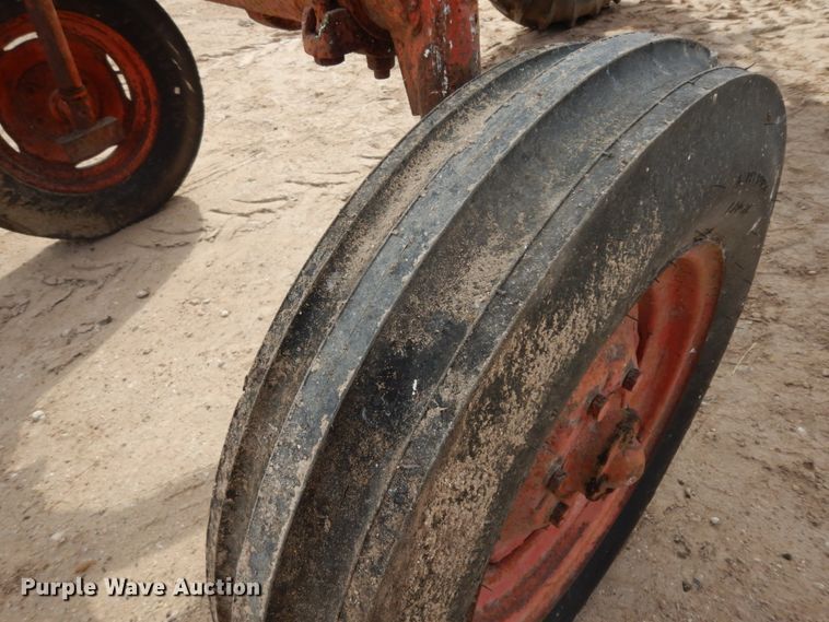 image for item DM2799 1950 J. I. Case VAH  tractor