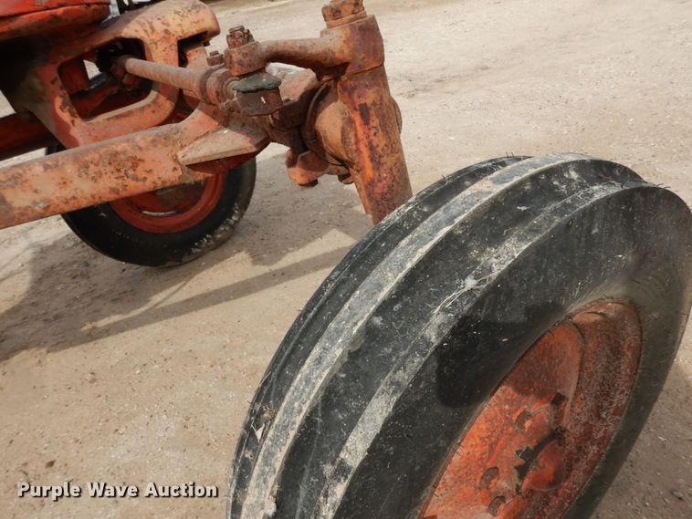 image for item DM2799 1950 J. I. Case VAH  tractor