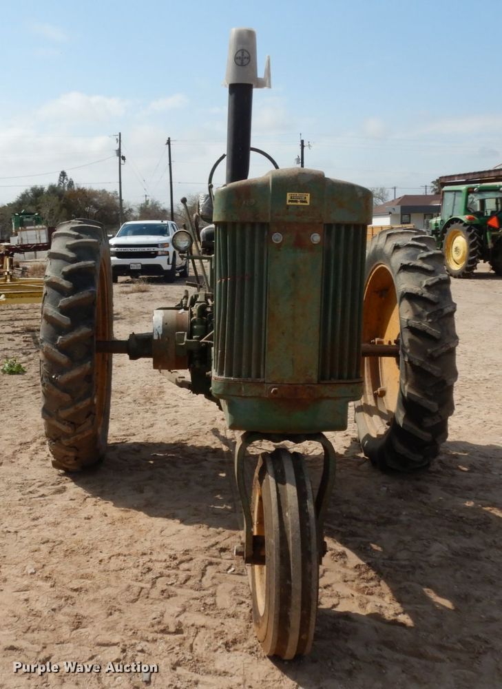 image for item DM2800 1953 John Deere 60  tractor