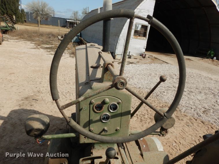 image for item DM2800 1953 John Deere 60  tractor