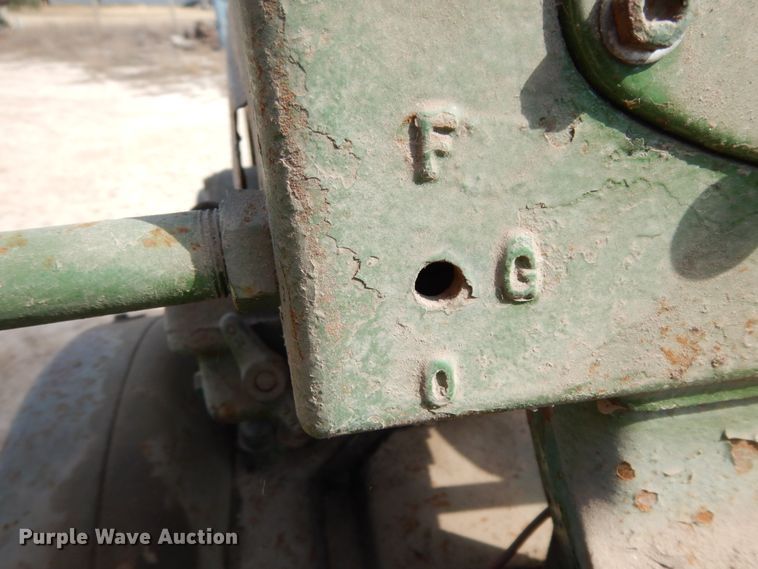 image for item DM2800 1953 John Deere 60  tractor