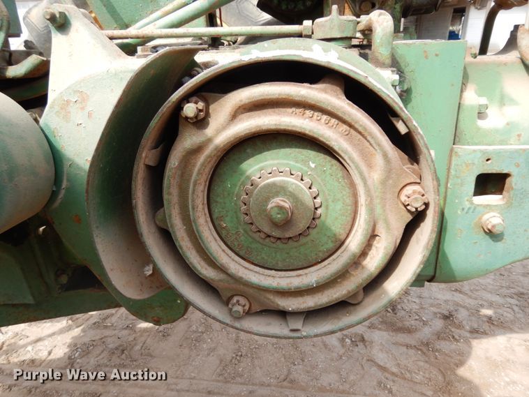 image for item DM2800 1953 John Deere 60  tractor