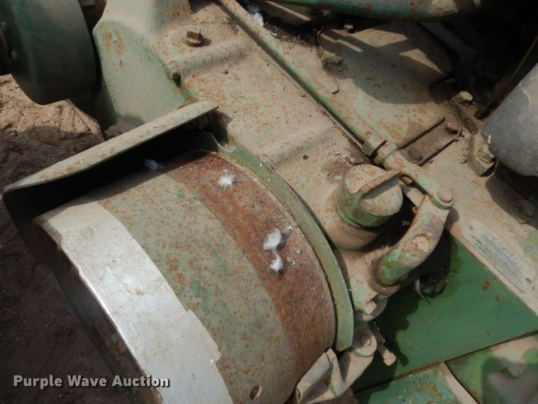 image for item DM2800 1953 John Deere 60  tractor