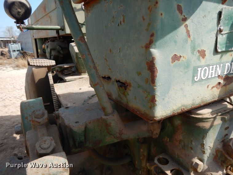 image for item DM2800 1953 John Deere 60  tractor
