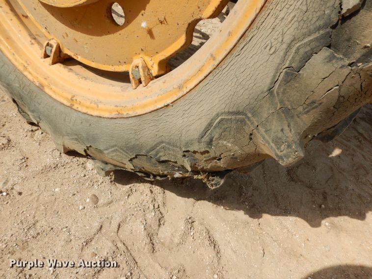 image for item DM2800 1953 John Deere 60  tractor