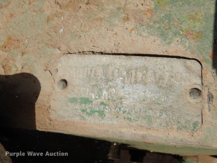 image for item DM2800 1953 John Deere 60  tractor