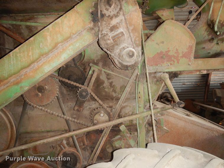 image for item DM2801 1957 John Deere 45  combine
