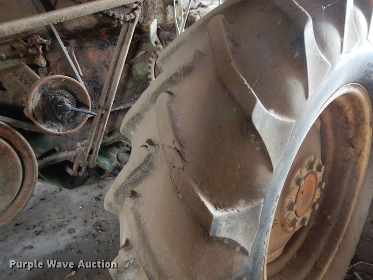 image for item DM2801 1957 John Deere 45  combine