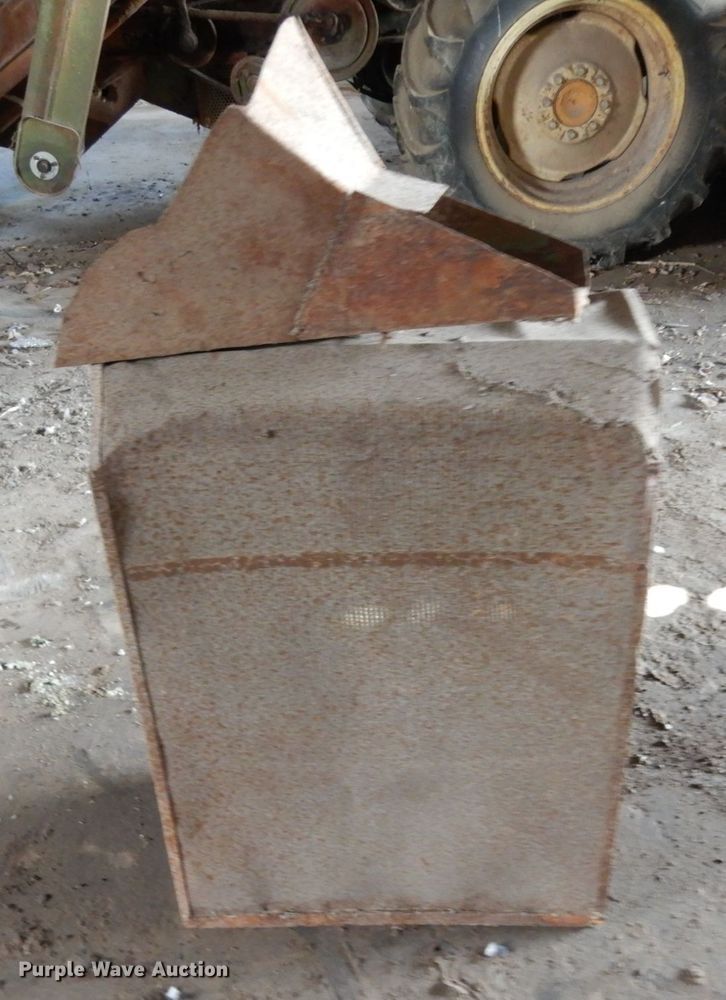 image for item DM2801 1957 John Deere 45  combine