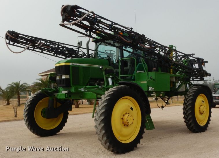 image for item DM2802 2001 John Deere 4710  sprayer