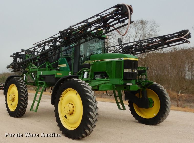 image for item DM2802 2001 John Deere 4710  sprayer