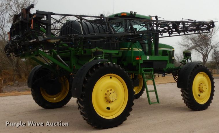 image for item DM2802 2001 John Deere 4710  sprayer