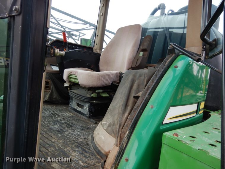 image for item DM2802 2001 John Deere 4710  sprayer