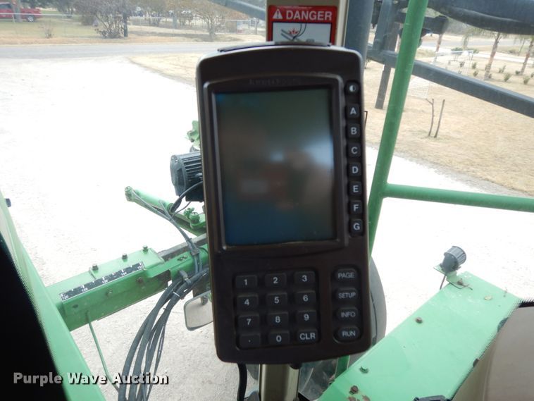 image for item DM2802 2001 John Deere 4710  sprayer