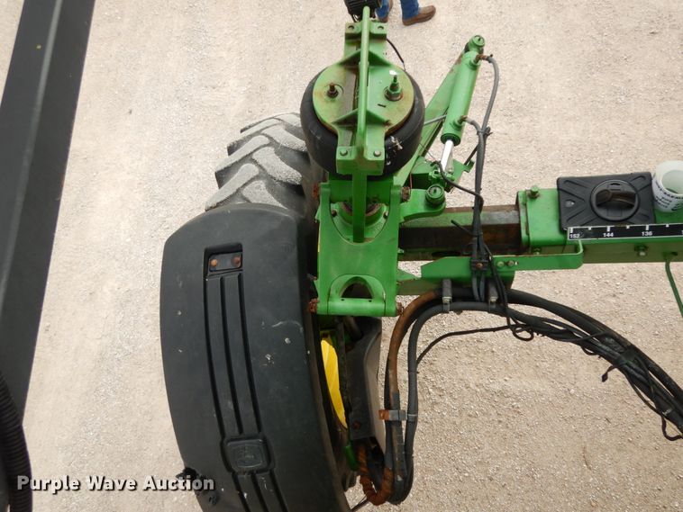 image for item DM2802 2001 John Deere 4710  sprayer