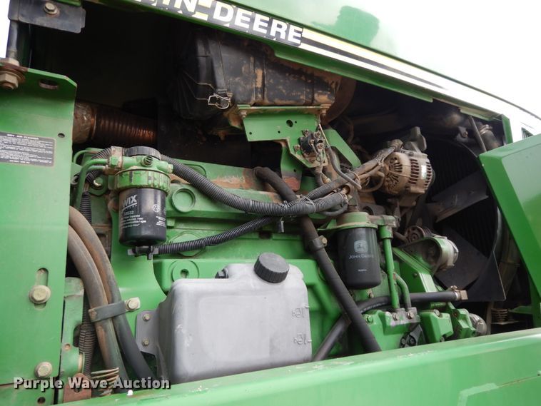 image for item DM2802 2001 John Deere 4710  sprayer