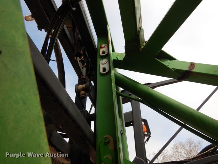 image for item DM2802 2001 John Deere 4710  sprayer