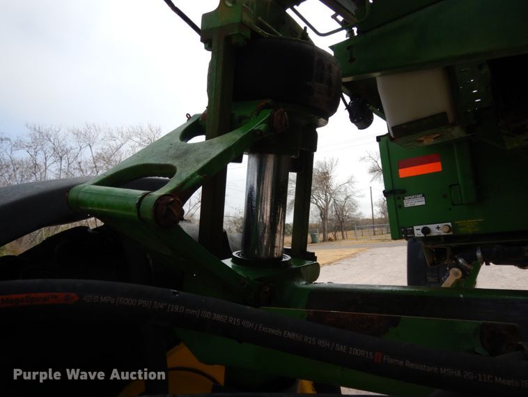 image for item DM2802 2001 John Deere 4710  sprayer