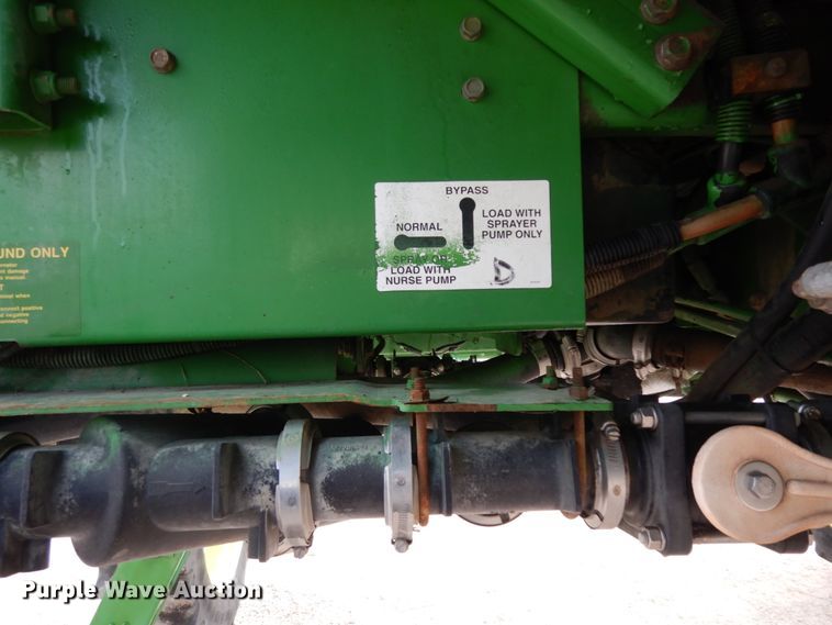 image for item DM2802 2001 John Deere 4710  sprayer