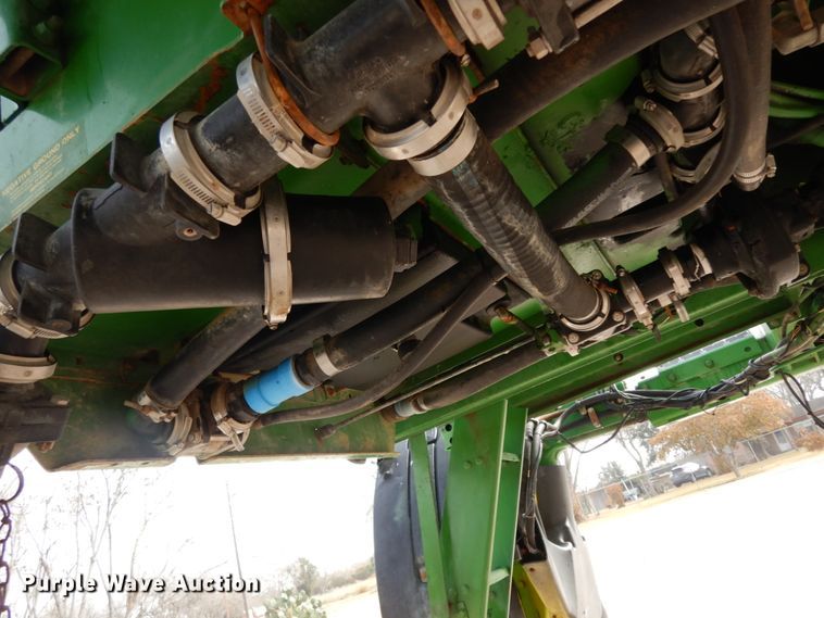 image for item DM2802 2001 John Deere 4710  sprayer